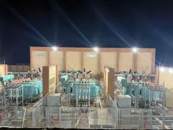 وزير الكهرباء والطاقة المتجددة يتابع مجريات وضع الجهد وإطلاق التيار الكهرباء