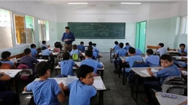 التدريس للمعلمين وحافز 6 شروط للحصول على 2100 جنيه شهريًا
