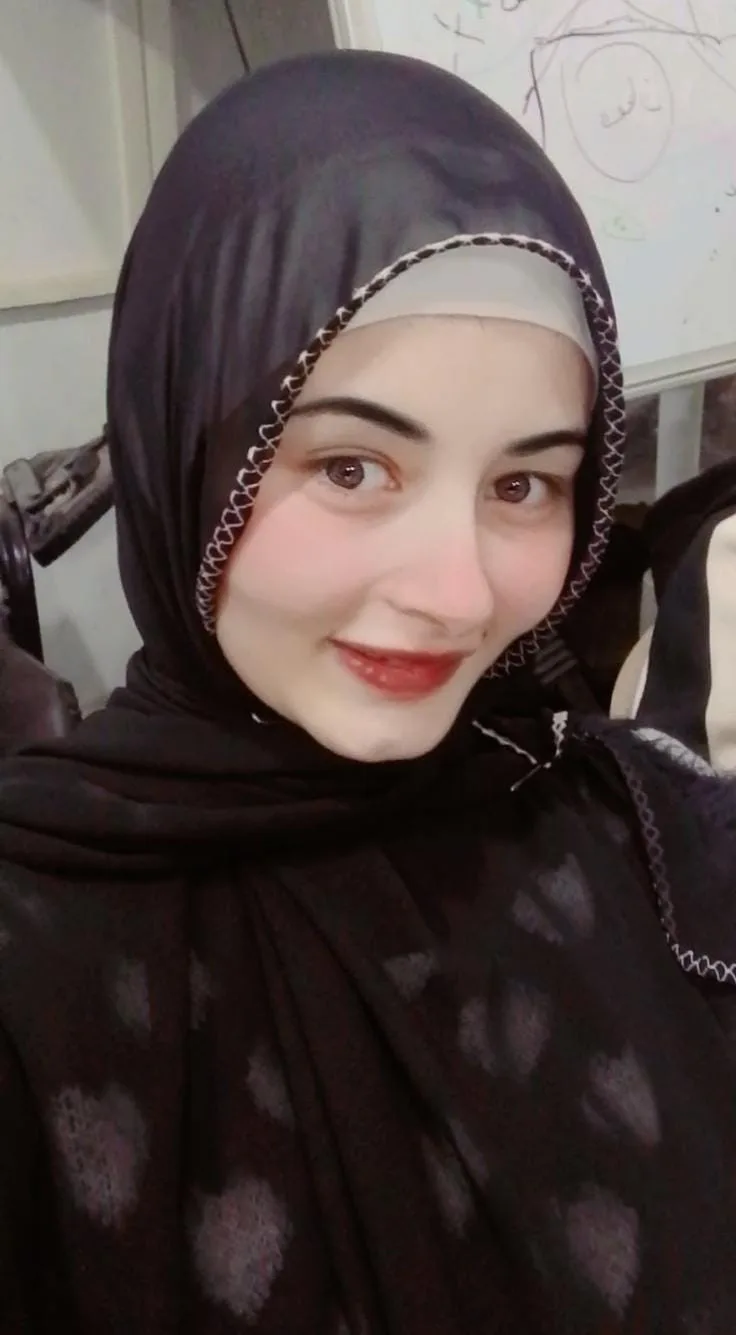 المعلمون أثر لا يمحوه الزمن.. ومعلمتي حكاية استثنائية!!