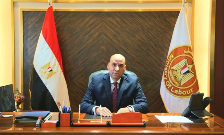 وزير العمل يعلن عن 6349 فرصة عمل فى 46 شركة قطاع خاص بـ11 محافظة