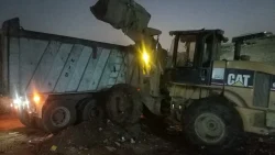 الجيزة: رفع 1200 طن مخلفات رتش بجوار حرم الدائري بحي بولاق الدكرور