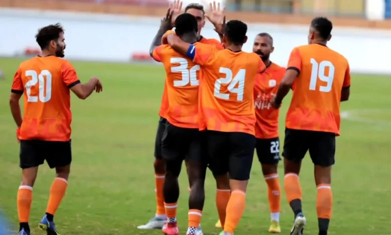 مفاجآت الكأس تتواصل.. مصر للتأمين يخطف بطاقة التأهل أمام فاركو ويضرب موعدًا لملاقاة الزمالك