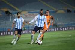 بيراميدز يهدم شباك سيراميكا كيلوباترا برباعية في الدوري المصري