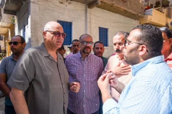 أيمن عطية سلامة المواطنين أولوية قصوى ومراعاة البعد الإنساني والاجتماعي تسير بالتوازي مع الإجراءات الهندسية