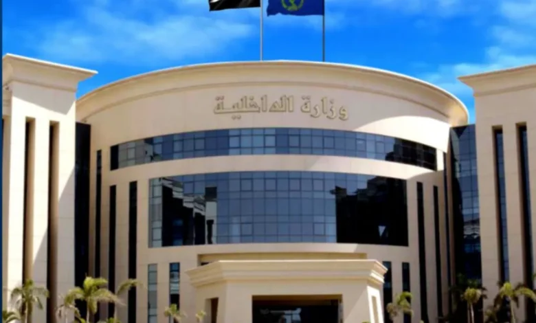 الداخلية تفحص واقعة عرض فيديو إباحي على شاشة إعلانات بالمحور