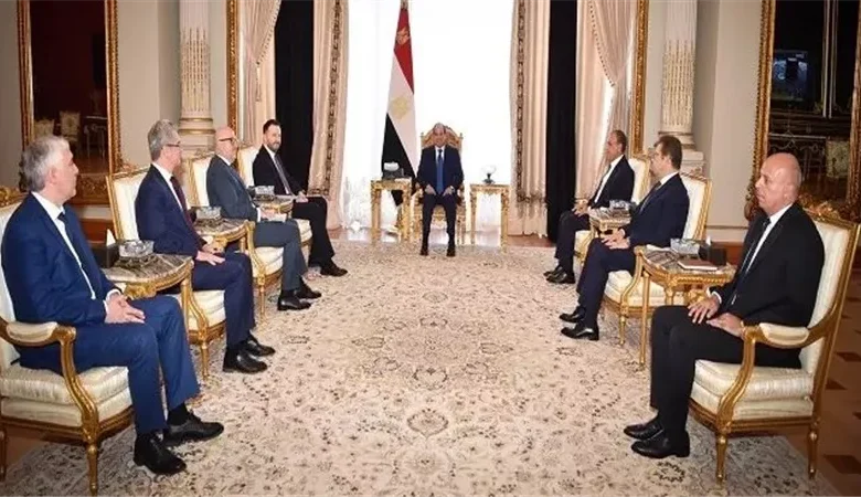 الرئيس السيسي يعزز الشراكة الاستراتيجية مع روسيا ويدفع مشروعات التعاون المشترك