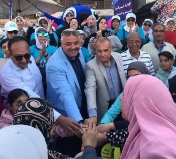 السياحة والمصايف بمناسبة شهر اكتوبر الوردي شاطئ ستانلي يستفيل محاربات سرطان الثدي في أحتفالية خاصة