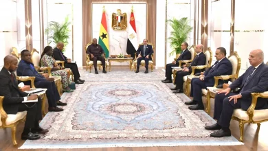 إستقبل الرئيس السيسي، اليوم، بمدينة العلمين الجديدة، السيد جون دراماني ماهاما، رئيس جمهورية غانا.