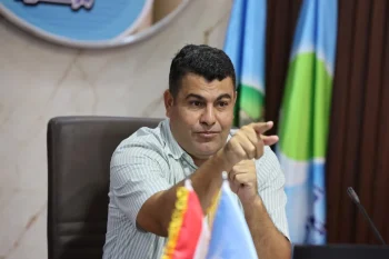 رئيس شركة الصرف الصحي بالإسكندرية يعقد اجتماعًا لتعزيز ورفع كفاءة الاستعداد للنوات المقبلة