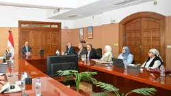 سويلم يبحث مع البنك الأوروبي تسريع مشروعات حماية الشواطئ 