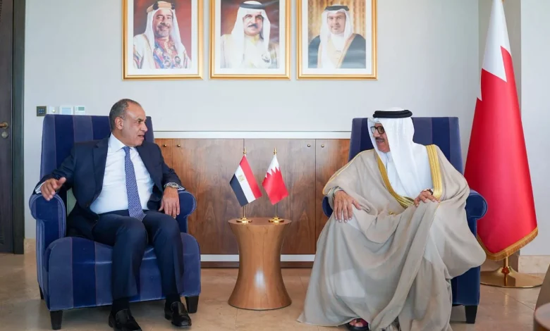 عبد العاطي يبحث مع نظيره البحريني تعزيز التعاون ومواجهة التصعيد الإقليمي