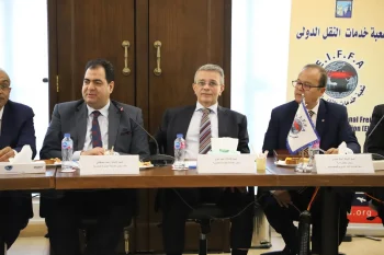 غرفة الإسكندرية تستقبل رئيس مصلحة الجمارك المصرية لبحث تحديات النقل الدولي والتخليص الجمركي