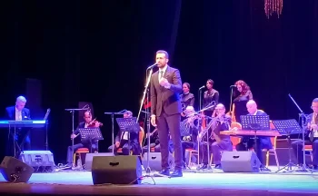 ليلة طربية لمحمود درويش وفرقة كنوز بأوبرا الإسكندرية