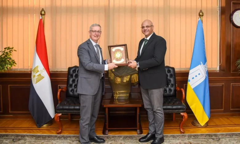 محافظ الإسكندرية يستقبل سفير أيرلندا لبحث سبل تعزيز التعاون المشترك بين الجانبين