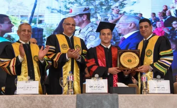 محافظ الإسكندرية يشارك في حفل تخريج 182 طالبًا وطالبة من المدرسة الدولية بالأكاديمية العربية