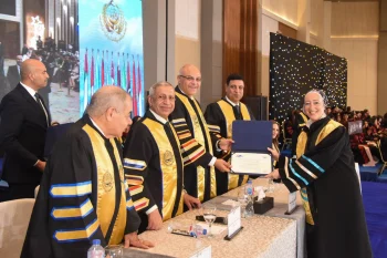 محافظ الإسكندرية يشارك في حفل تخريج 182 طالبًا وطالبة من المدرسة الدولية بالأكاديمية العربية