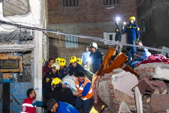 محافظ الإسكندرية يوجّه بتشكيل لجنة هندسية لمعاينة موقع العقار المنهار والعقارات المحيطة