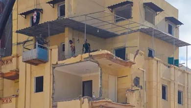 محافظة الإسكندرية تواصل أعمال إزالة العقارين المخالفين