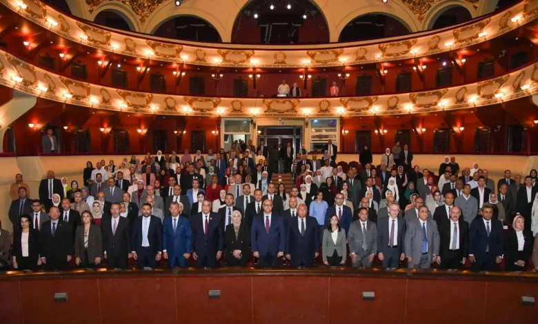محافظو الإسكندرية والبحيرة ومطروح يكرّمون اللجان التنفيذية وأصحاب المشروعات الفائزة بالمبادرة الوطنية