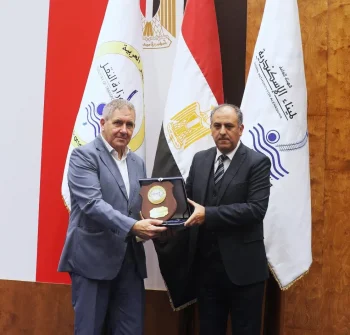 ميناء الإسكندرية يبحث تعزيز التعاون مع ميناء برشلونة ومؤسسات الأعمال الإسبانية لدعم التجارة والاستثمار