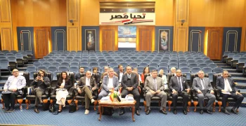 ميناء الإسكندرية يبحث تعزيز التعاون مع ميناء برشلونة ومؤسسات الأعمال الإسبانية لدعم التجارة والاستثمار