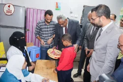 نائب محافظ سوهاج يتابع بدء فعاليات الحملة القومية للتطعيم ضد الحصبة والحصبة الألمانية