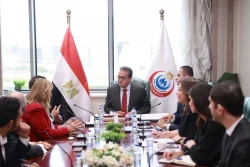 وزير الصحة يبحث مع رئيس إتحاد المستشفيات العربية سبل تعزيز التعاون وتطوير الخدمات الصحية.