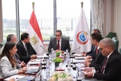 وزير الصحة يتابع تفعيل صندوق التأمين ضد الأخطاء الطبية