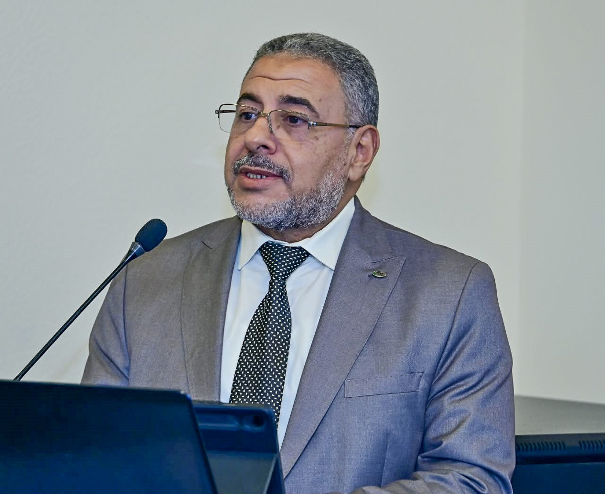 وزير الموارد المائية والري يشارك في افتتاح ورشة آثار التغيرات المناخية على البنية التحتية الحضرية واستقرار المباني في مدينة الإسكندرية