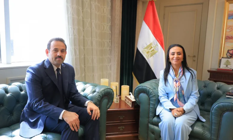 وزيرة التضامن ورئيس جهاز مستقبل مصر يبحثان التمكين الاقتصادي والحماية الاجتماعية
