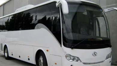 وفاة سائح بريطاني وإصابة آخر بعد قفزهما من سيارة على طريق الواحات