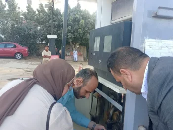 وكيل وزارة التموين بالإسكندرية يقود حملات على محطات تموين السيارات