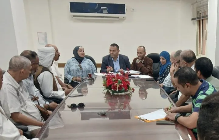 وكيل وزارة التموين يجتمع مع أصحاب مستودعات البوتاجاز بديوان عام المديرية